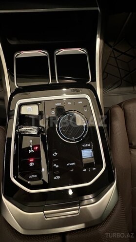BMW 750e xDrive 2023, 12,000 km - 3.0 l - Bakı