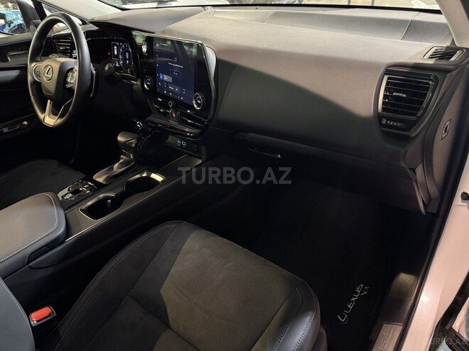 Lexus NX 200 2022, 8,700 km - 2.0 l - Bakı