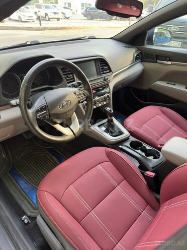 Hyundai Elantra 2020, 68,000 km - 2.0 l - Bakı