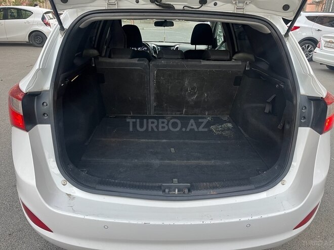 Hyundai i30 2014, 330,000 km - 1.6 l - Bakı