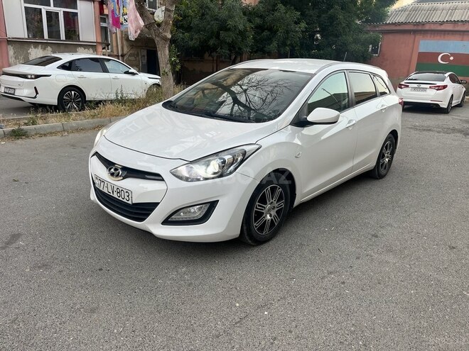Hyundai i30 2014, 330,000 km - 1.6 l - Bakı