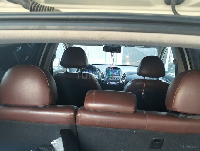 Hyundai ix35 2010, 278,000 km - 2.4 l - Bakı