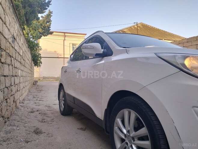 Hyundai ix35 2010, 278,000 km - 2.4 l - Bakı