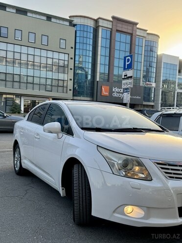 Toyota Avensis 2010, 208,000 km - 2.0 л - Bakı