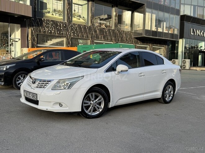 Toyota Avensis 2010, 208,000 km - 2.0 л - Bakı