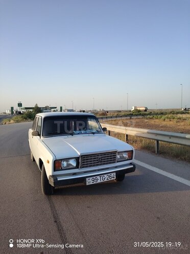 LADA (VAZ) 2107 2003, 56,604 km - 1.6 л - Salyan