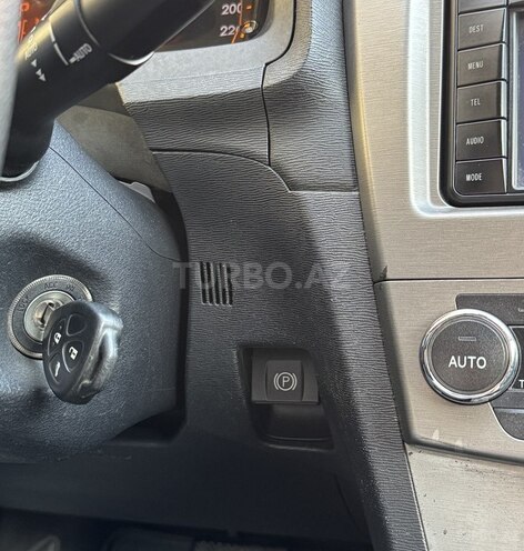 Toyota Avensis 2010, 208,000 km - 2.0 л - Bakı