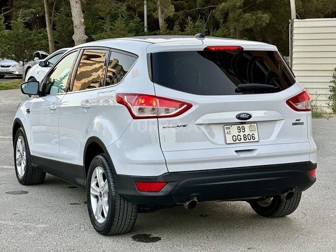Ford Escape 2015, 133,000 km - 1.6 l - Bakı