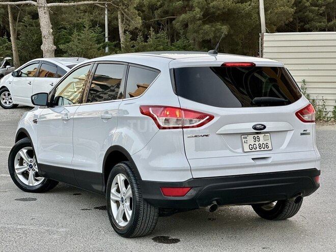 Ford Escape 2015, 133,000 km - 1.6 l - Bakı