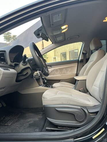 Hyundai Elantra 2018, 118,000 km - 2.0 л - Bakı