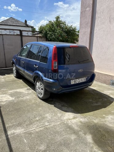 Ford Fusion 2008, 240,000 km - 1.4 l - Quba