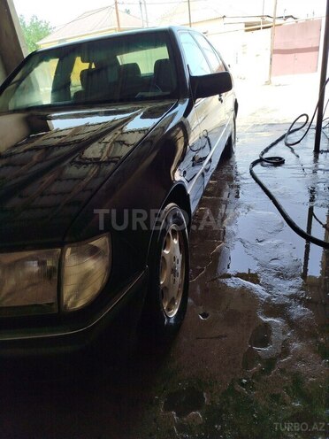 Mercedes E 320 1992, 380,000 km - 3.2 l - Bakı