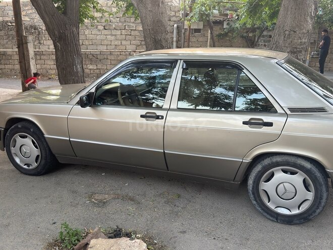 Mercedes 190 1990, 268,563 km - 1.8 l - Bakı