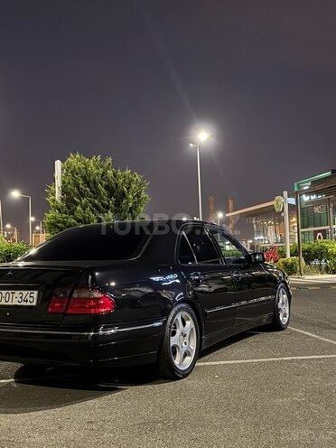 Mercedes E 320 2000, 325,000 km - 3.2 l - Bakı