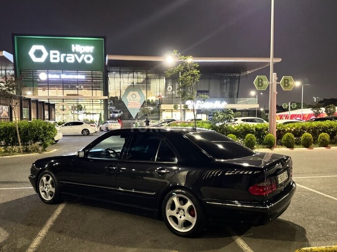 Mercedes E 320 2000, 325,000 km - 3.2 l - Bakı