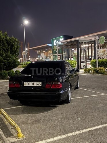 Mercedes E 320 2000, 325,000 km - 3.2 l - Bakı