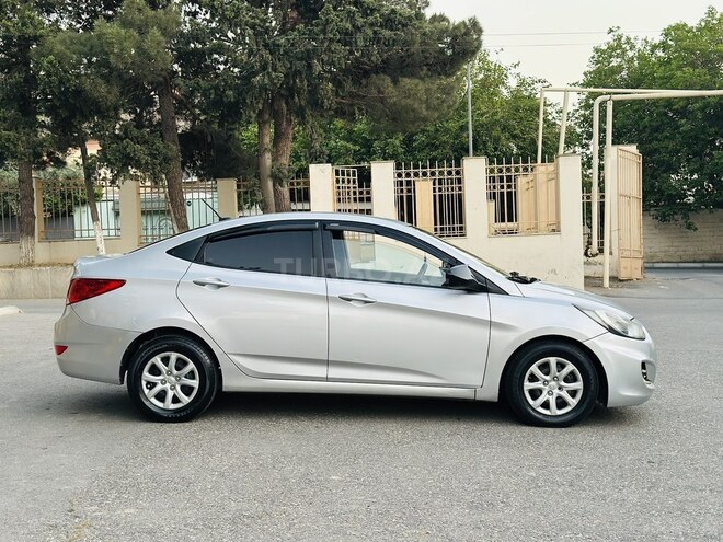 Hyundai Accent 2012, 231,000 km - 1.6 l - Bakı