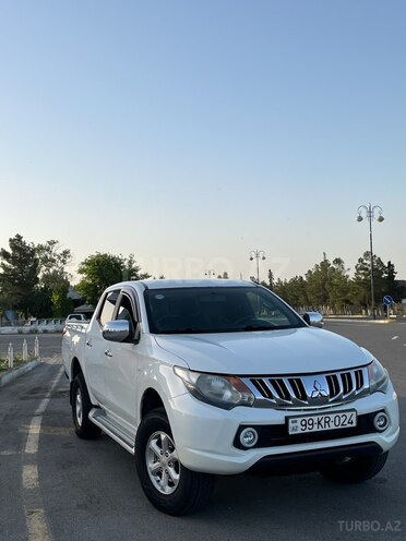 Mitsubishi L200 2017, 290,700 km - 2.4 l - Hacıqabul