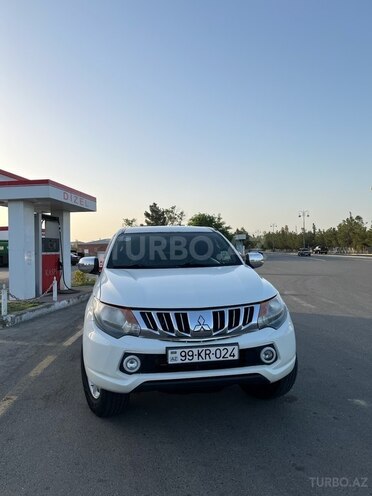 Mitsubishi L200 2017, 290,700 km - 2.4 l - Hacıqabul
