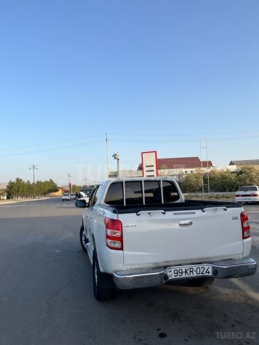 Mitsubishi L200 2017, 290,700 km - 2.4 l - Hacıqabul