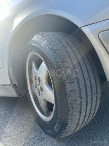 Mercedes E 300 d 1996, 365,000 km - 3.0 l - Göyçay