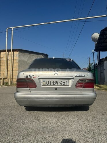 Mercedes E 300 d 1996, 365,000 km - 3.0 l - Göyçay