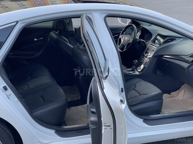 Hyundai Grandeur 2015, 145,000 km - 2.4 л - Bakı