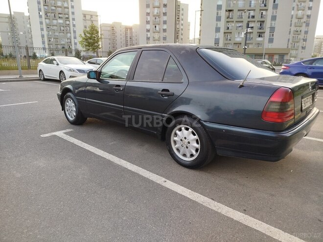 Mercedes C 180 1997, 452,236 km - 1.8 l - Bakı