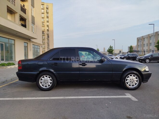 Mercedes C 180 1997, 452,236 km - 1.8 l - Bakı