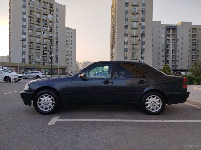 Mercedes C 180 1997, 452,236 km - 1.8 l - Bakı