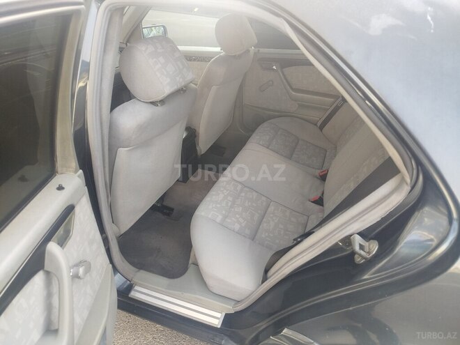 Mercedes C 180 1997, 452,236 km - 1.8 l - Bakı