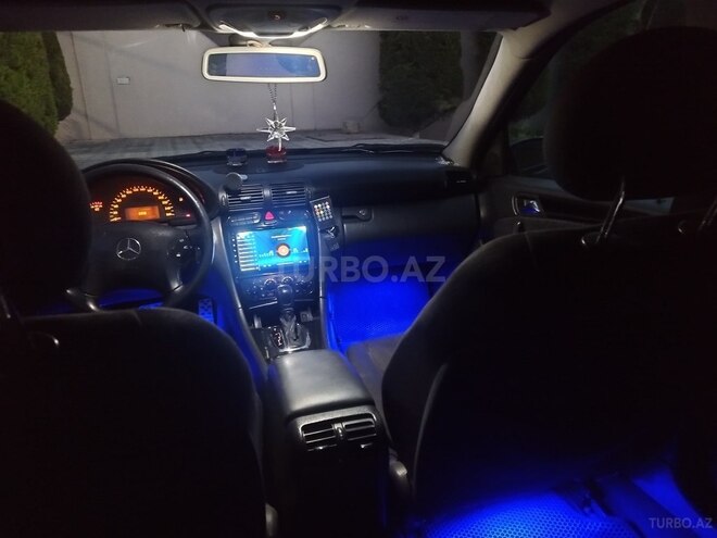 Mercedes C 240 2000, 313,000 km - 2.6 л - Bakı