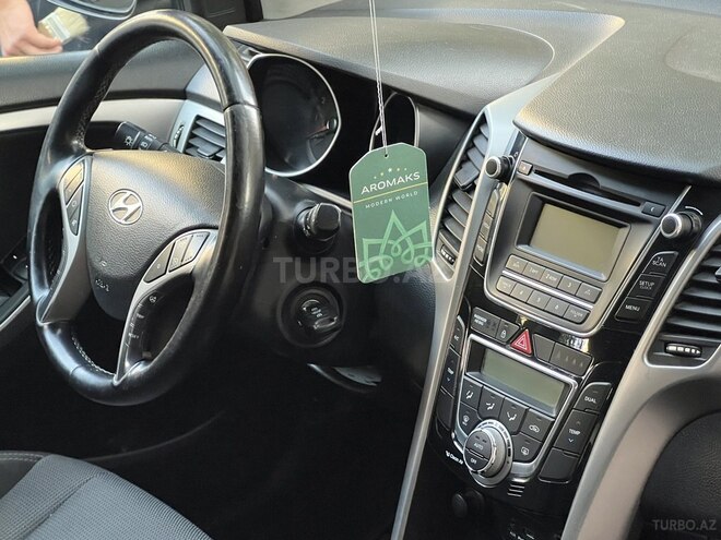 Hyundai i30 2013, 100,000 km - 1.6 l - Bakı