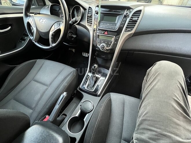 Hyundai i30 2013, 100,000 km - 1.6 l - Bakı