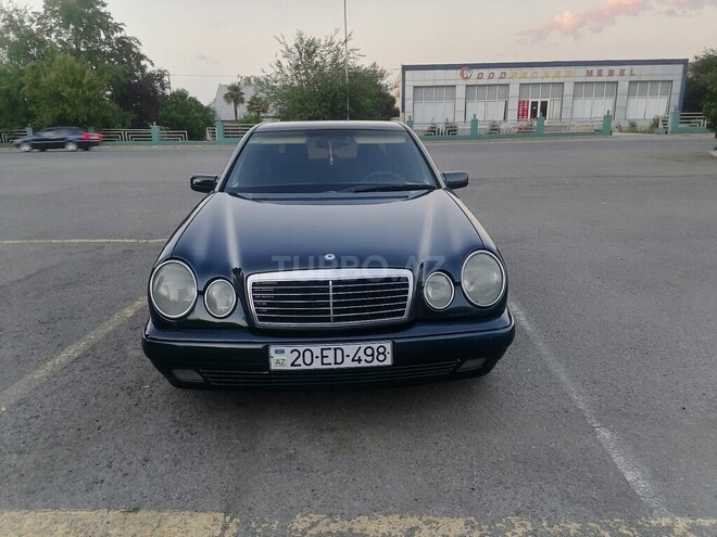 Mercedes E 200 1996, 578,000 km - 2.0 l - Qazax