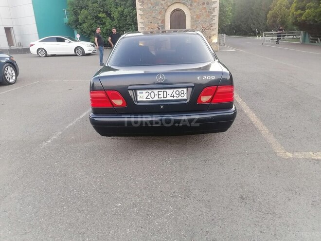Mercedes E 200 1996, 578,000 km - 2.0 l - Qazax