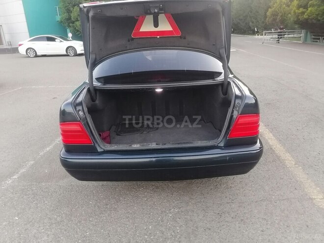 Mercedes E 200 1996, 578,000 km - 2.0 l - Qazax