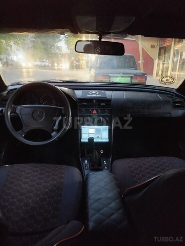 Mercedes C 220 1995, 484,694 km - 2.2 л - Xırdalan
