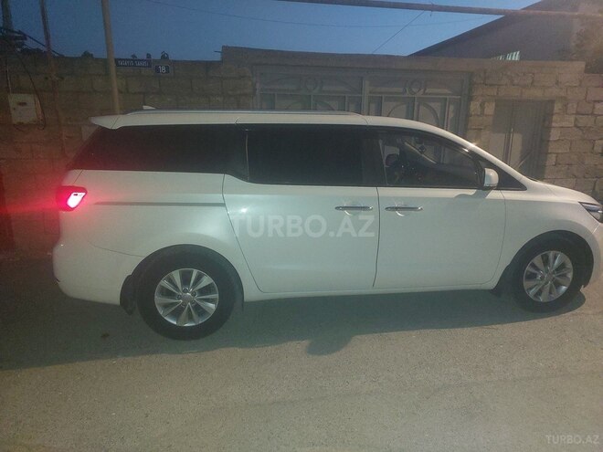 Kia Carnival 2015, 263,000 km - 2.2 l - Bakı