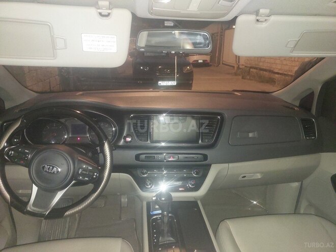Kia Carnival 2015, 263,000 km - 2.2 l - Bakı