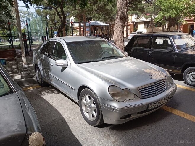Mercedes C 240 2000, 325,427 km - 2.6 l - Bakı