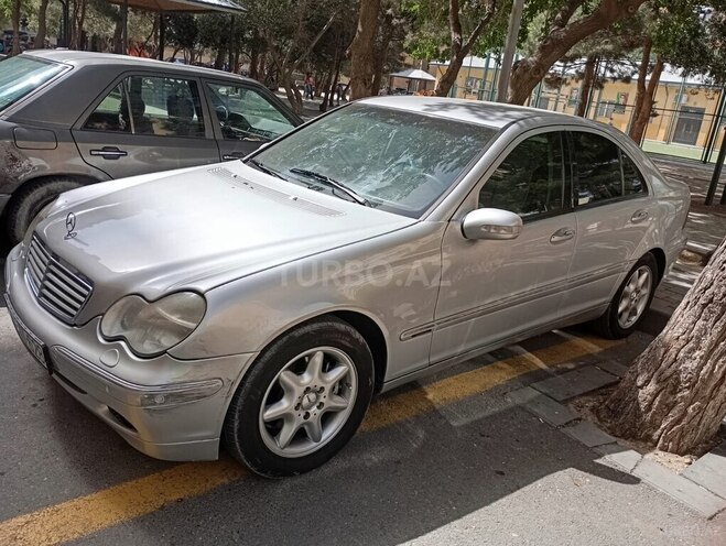 Mercedes C 240 2000, 325,427 km - 2.6 l - Bakı