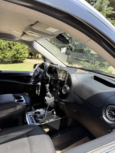 Mercedes Vito 110 2020, 270,000 km - 1.8 l - Bakı