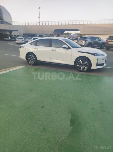 Changan Qiyuan A05 2024, 16,000 km - 1.5 l - Bakı