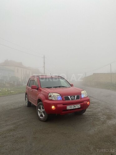 Nissan X-Trail 2001, 295,000 km - 2.0 l - Quba