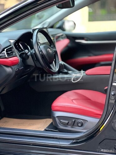Toyota Camry-19