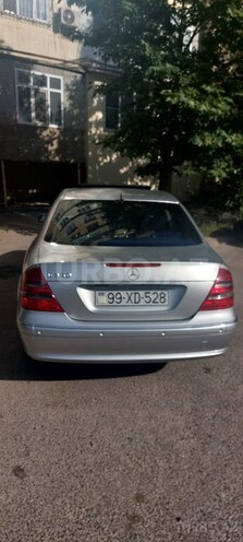 Mercedes E 350 2005, 325,000 km - 3.5 l - Bakı