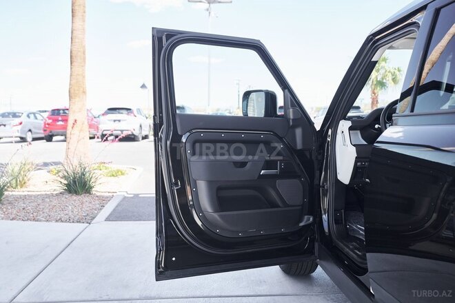 Land Rover Defender 2020, 71,498 km - 2.0 л - Bakı