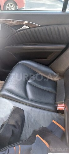 Mercedes E 350 2005, 325,000 km - 3.5 l - Bakı