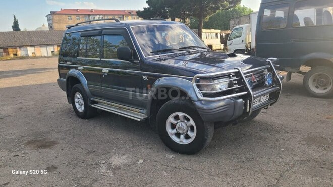Mitsubishi Pajero 1995, 400,000 km - 2.8 l - Şəki